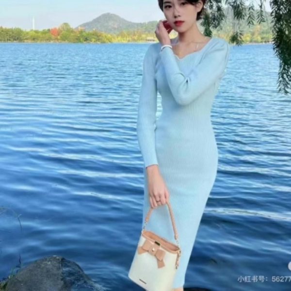 Missguided Waist-Cinching Knit Dress
