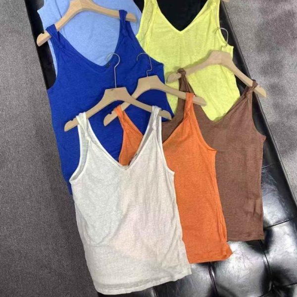 CAMAIEU V-neck tank tops