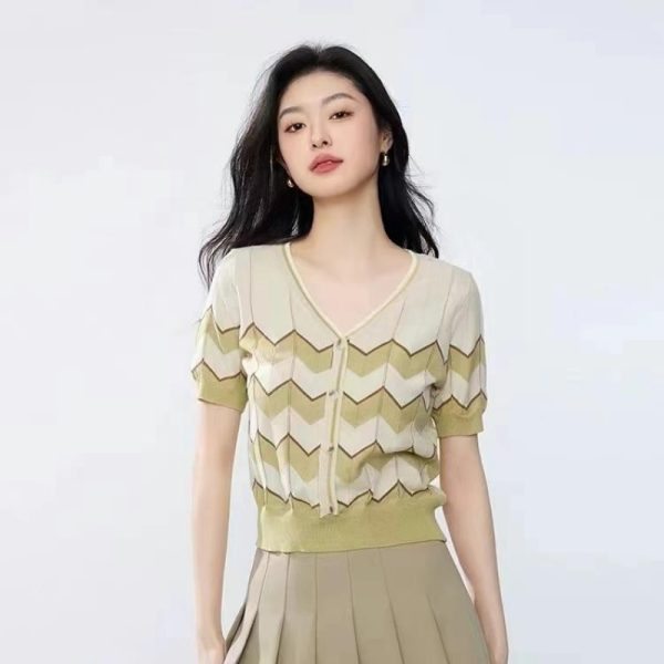 wavy‑stripe knit tops