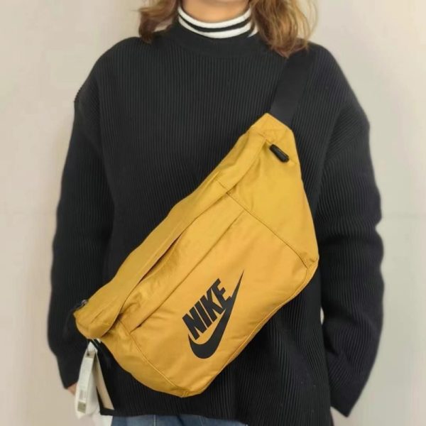 Nike unisex cross‑body bags