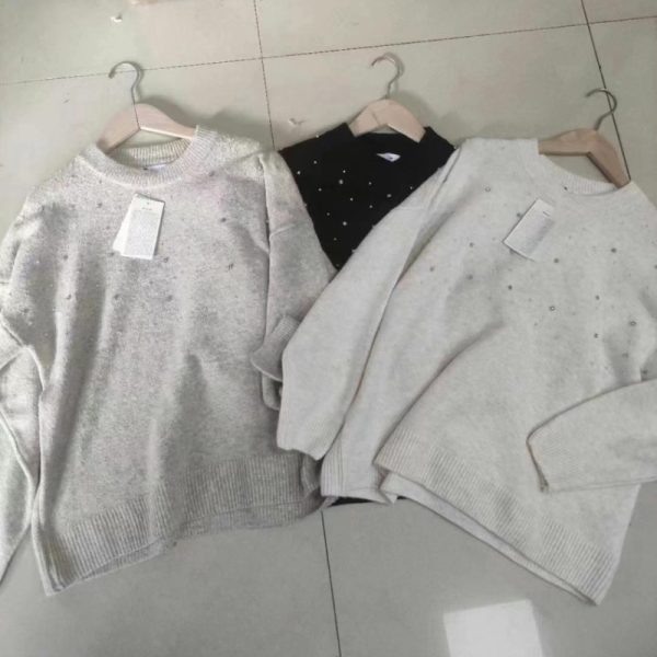 Everme Minimalist crew neck knit top